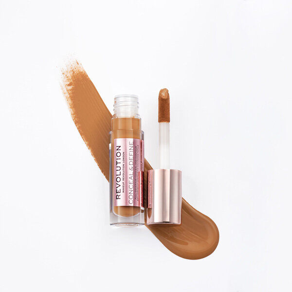 Makeup Revolution Conceal & Define Concealer