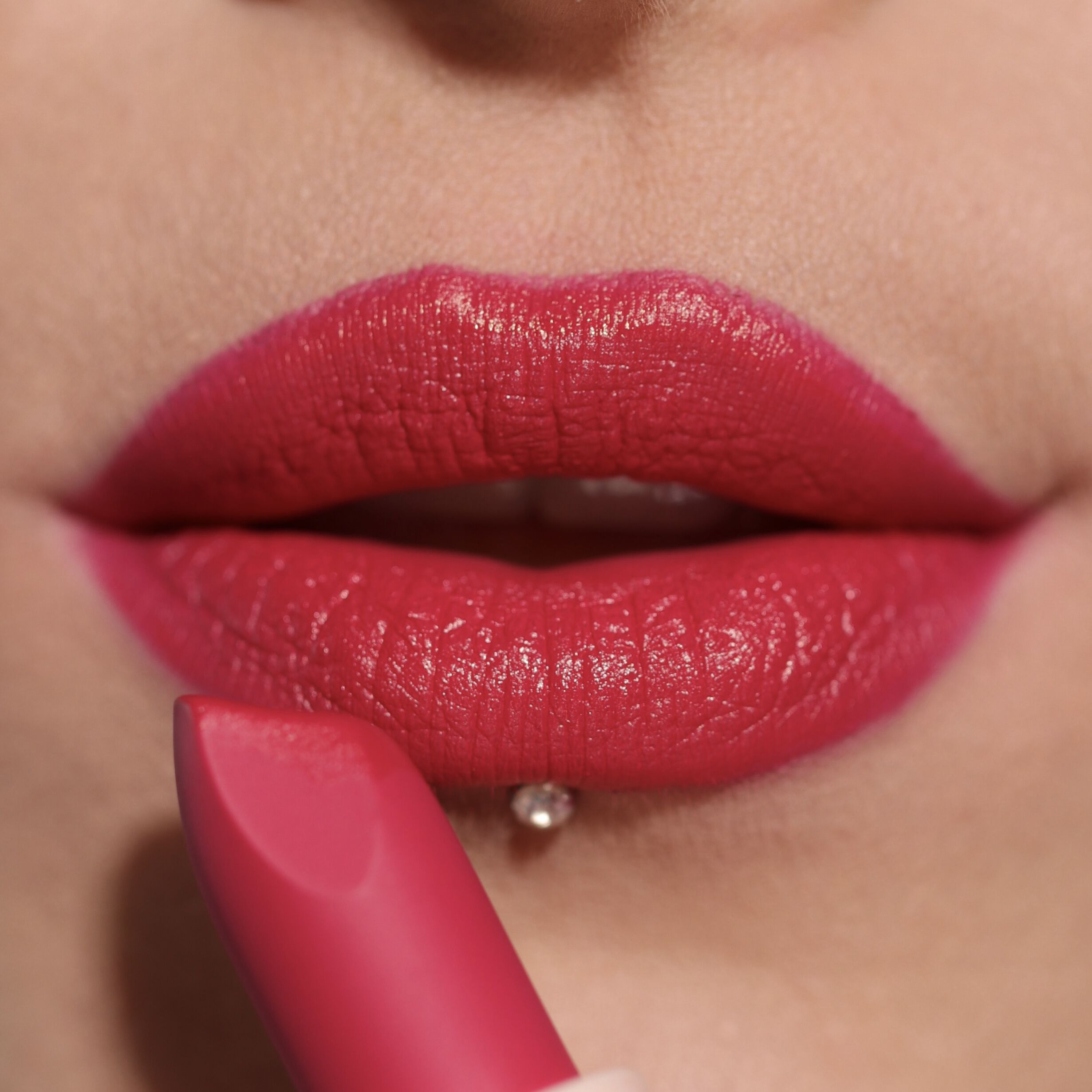Lip allure Soft Satin Lipstick