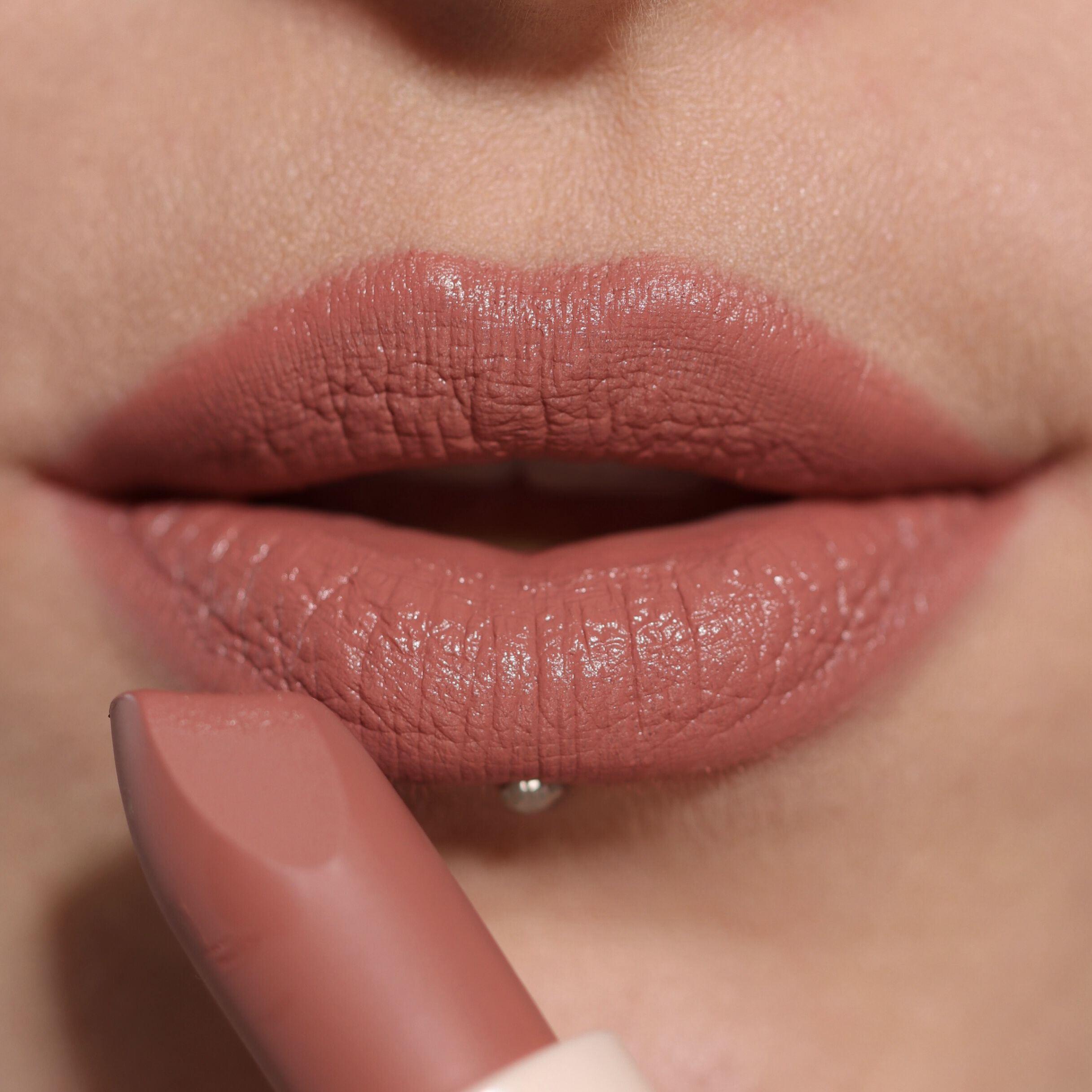 Lip allure Soft Satin Lipstick